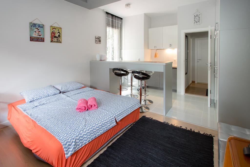 Lea Apartment Белград Екстериор снимка